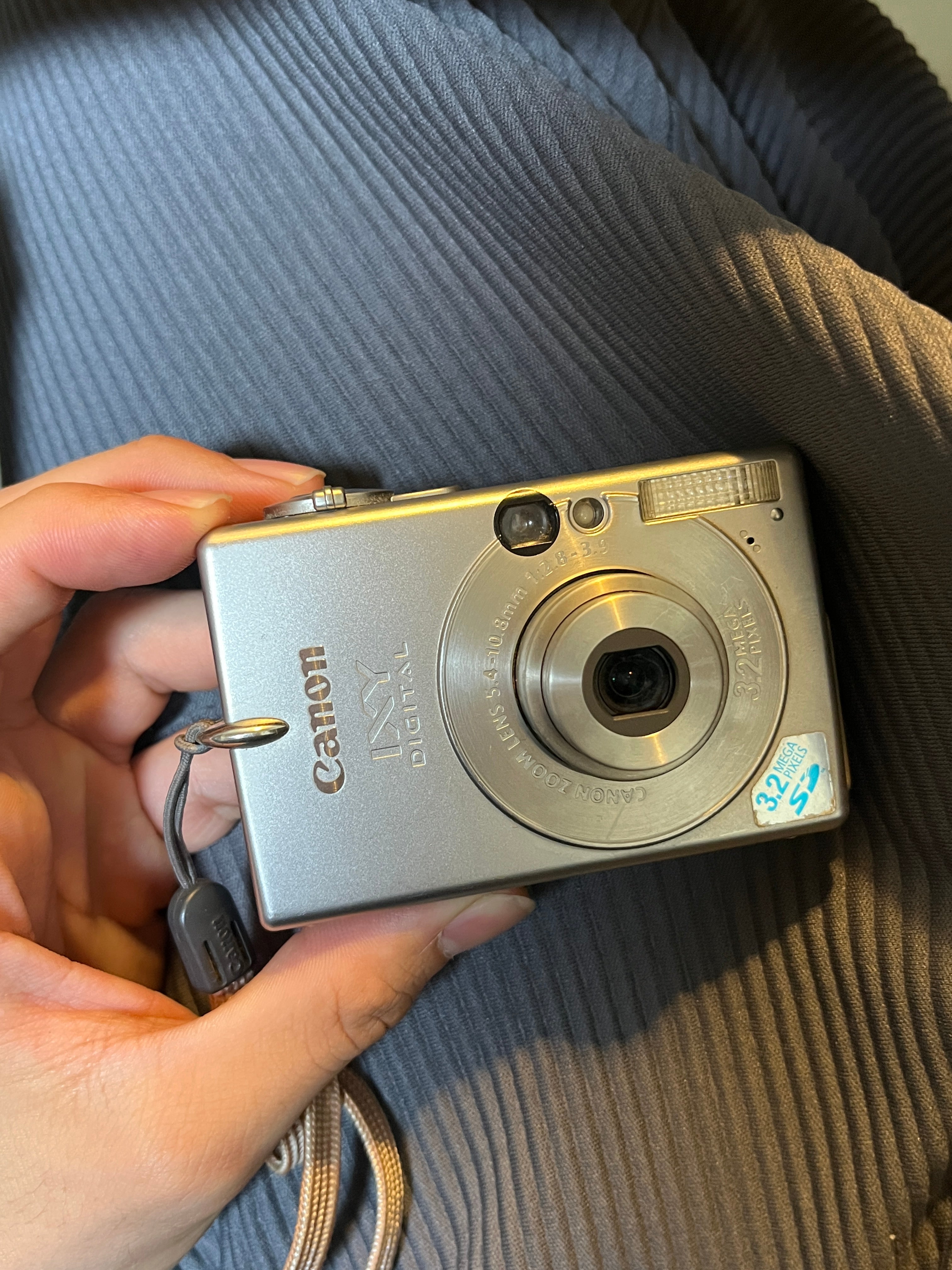 訳あり ] Canon IXY DIGITAL 30 – オールドコンデジ専門店 Tugumi