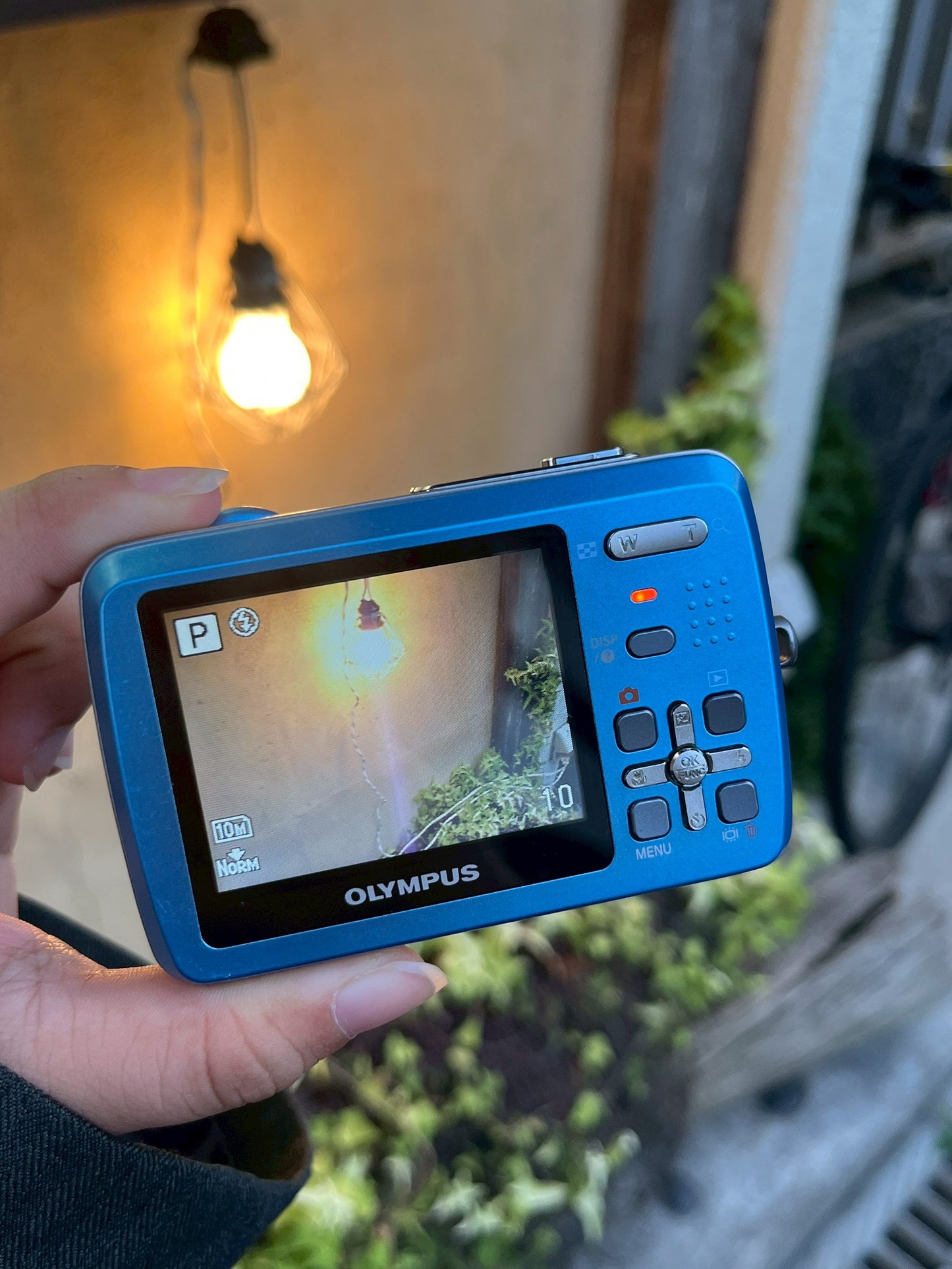 OLYMPUS μ550WP