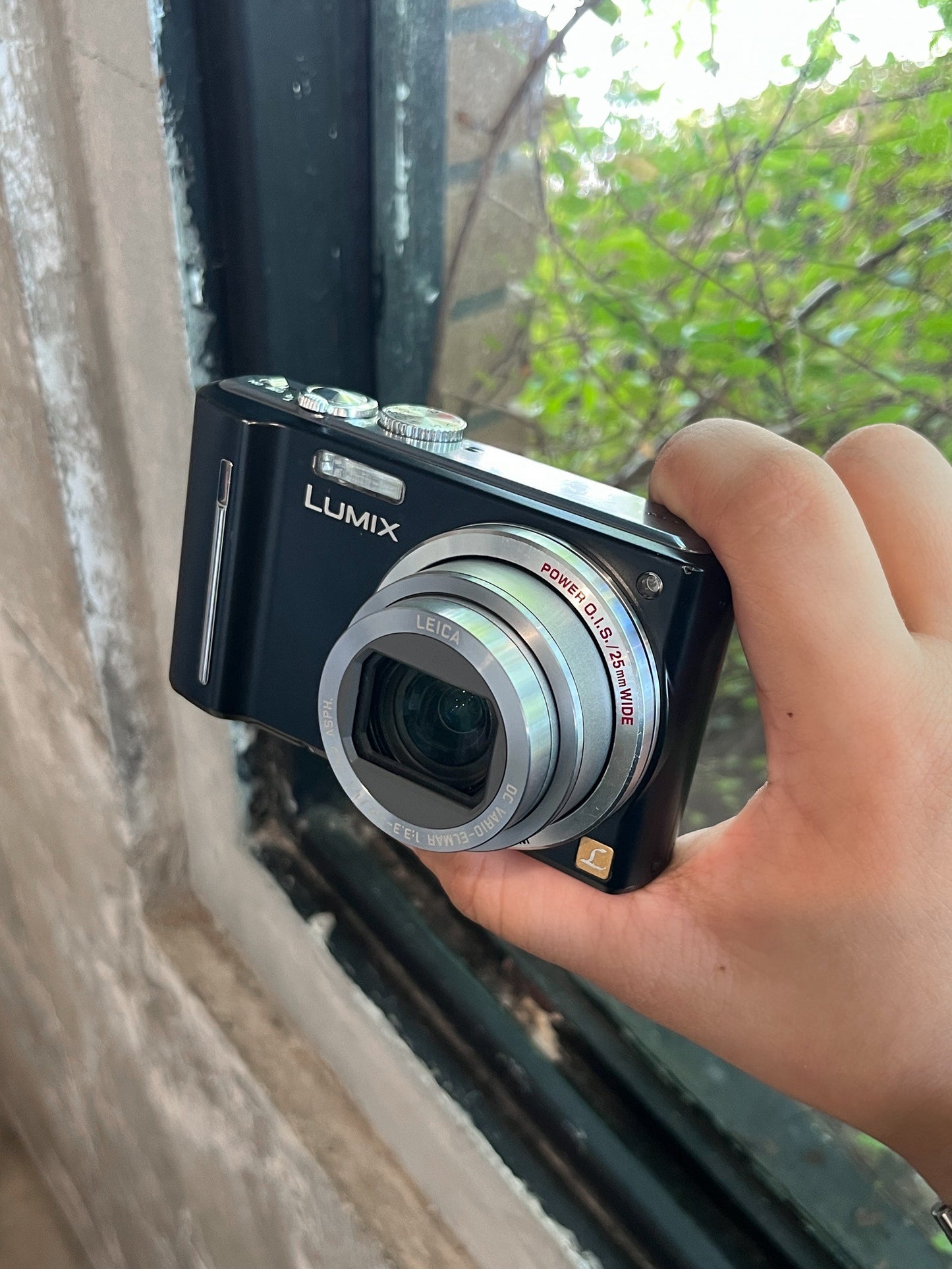 LUMIX DMC-TZ8