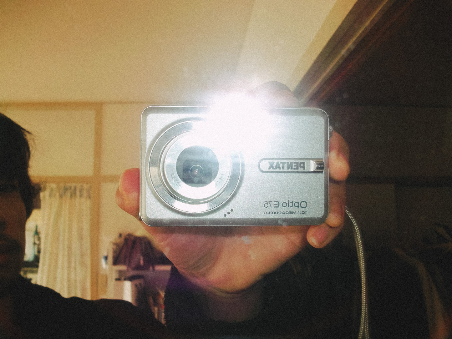 PENTAX Optio E75
