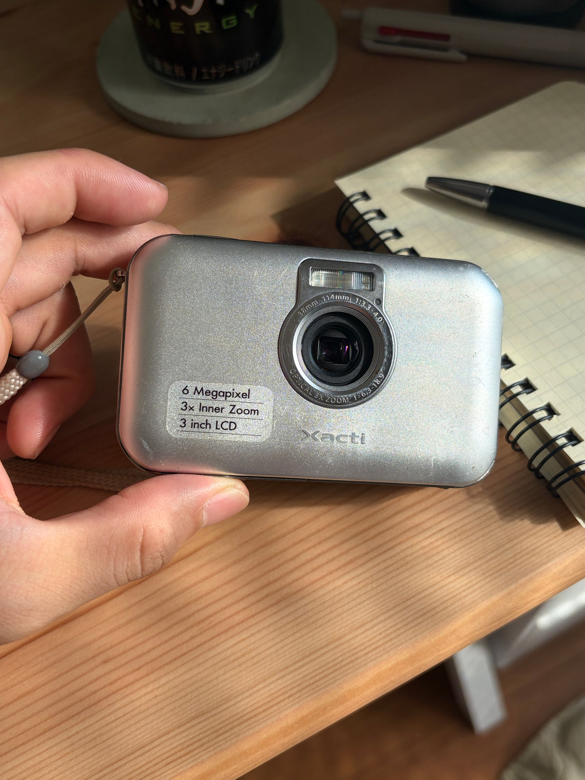 SANYO Xacti DSC-E6