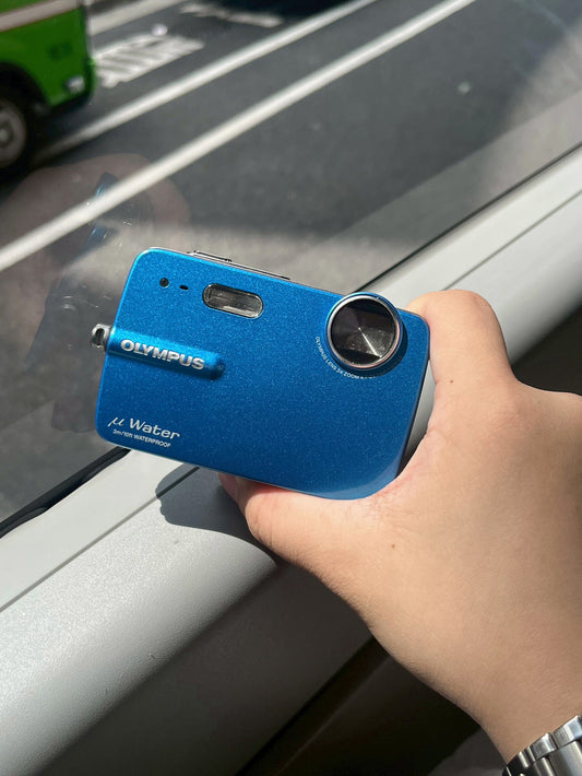 OLYMPUS μ550WP