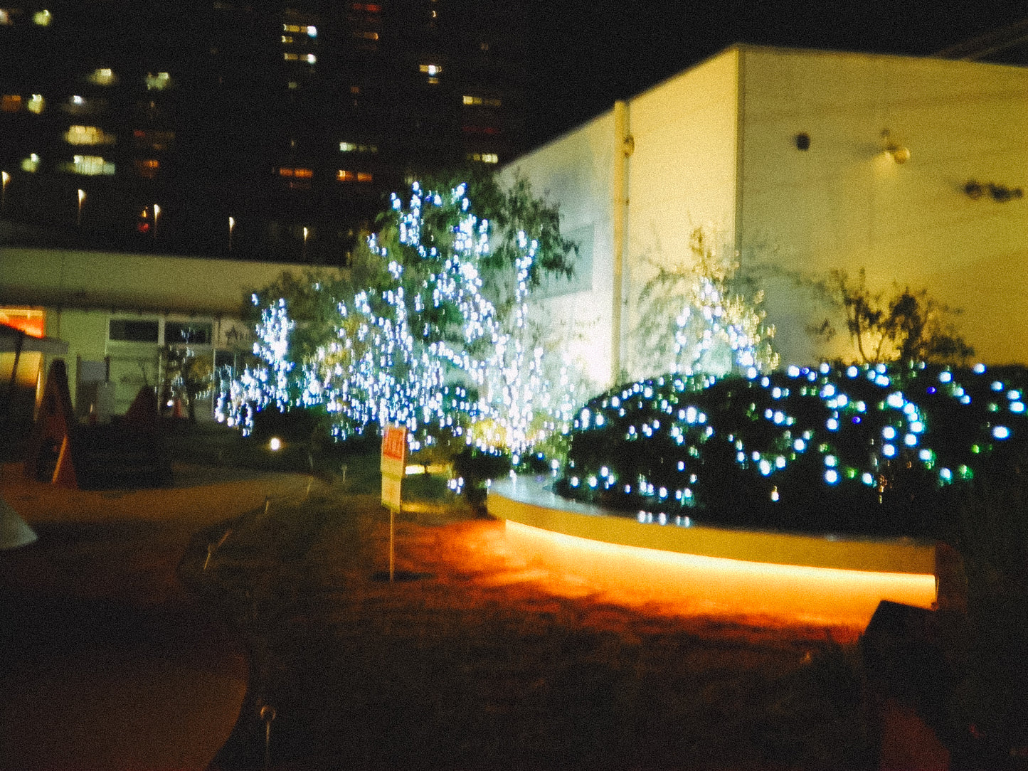 SANYO Xacti  DSC-X1260