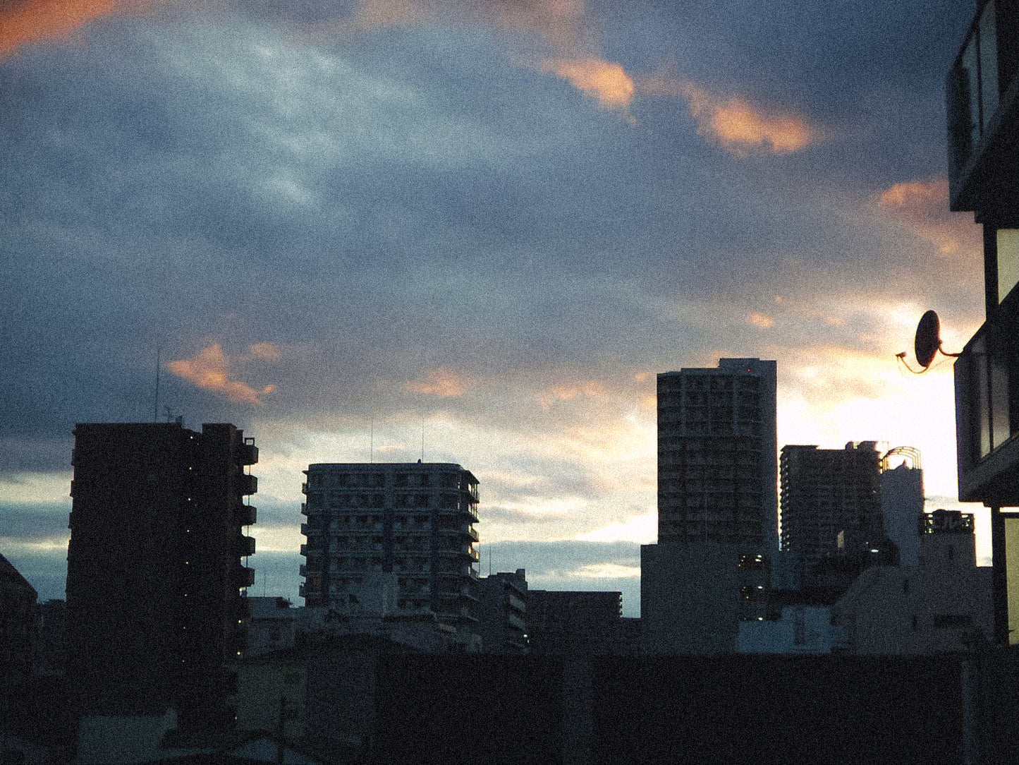 KONICA MINOLTA DIMAGE X31