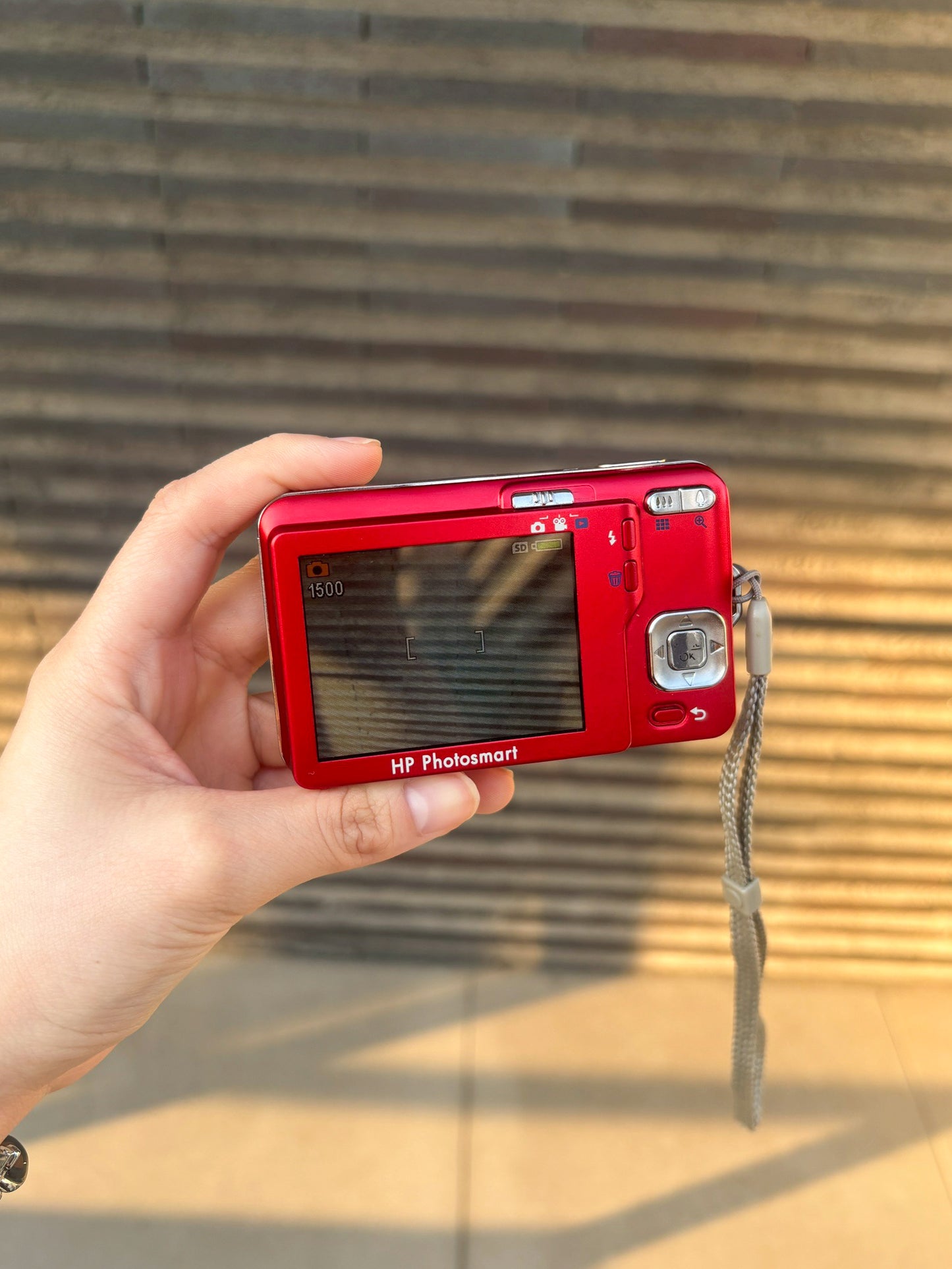HP Photosmart R742