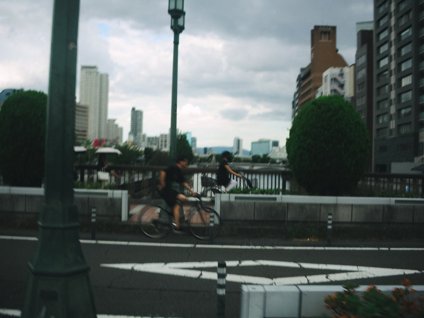Nikon COOLPIX S1 シルバー/ホワイト