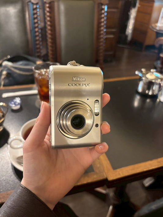 Nikon COOLPIX L16 01