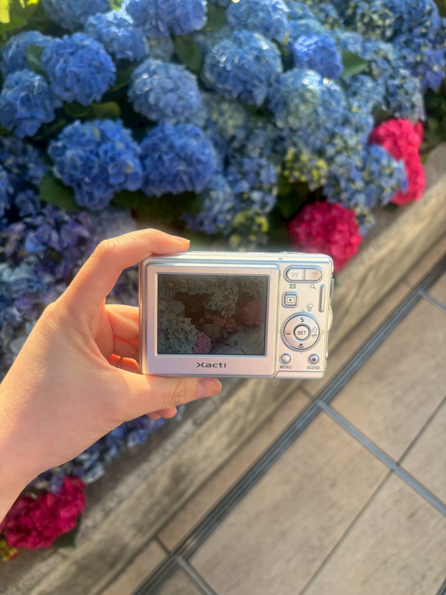 SANYO Xacti DSC-S7